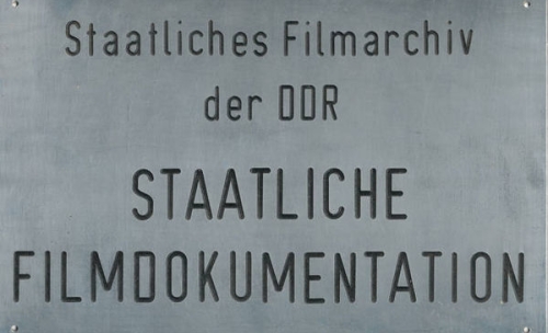 Türschild der Staatlichen Filmdokumentation der DDR