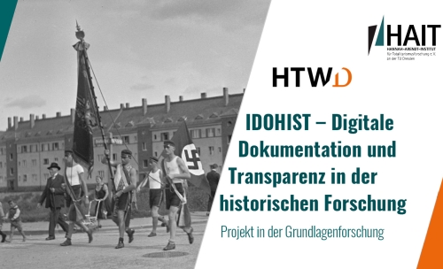 Histroisches Foto von Sportlerumzug mit Hackenkreuzfahnen in Dresden